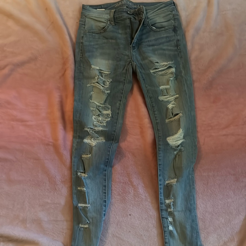 Hi rise distressed Jegging American Eagle